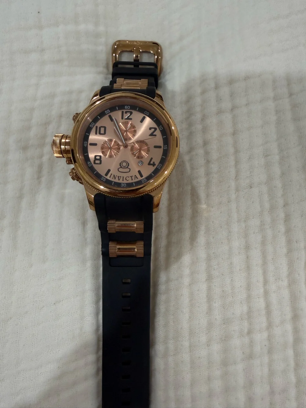Invicta Men’s Rose Gold Dial Black Silicone Chronograph Watch